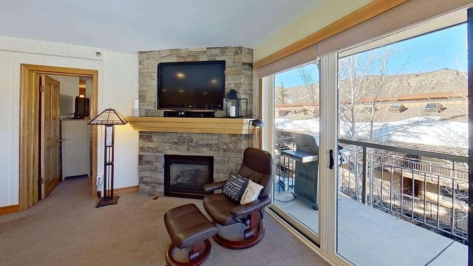 Crestwood 3210 Deluxe 2 Bedroom House in Snowmass Village