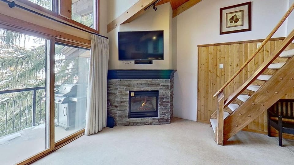 Crestwood 3302 Deluxe 1 Bedroom Plus Loft House in Snowmass Village