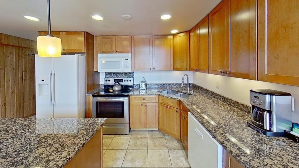 Crestwood 3302 Deluxe 1 Bedroom Plus Loft House in Snowmass Village