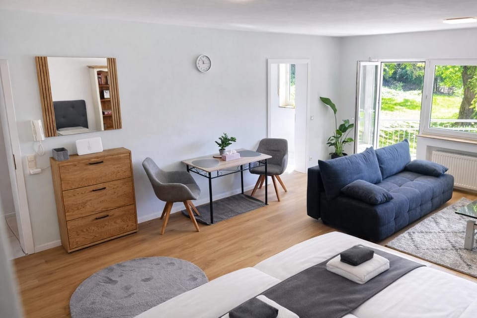 Bed, Living room, Photo of the whole room, Seating area, Bedroom