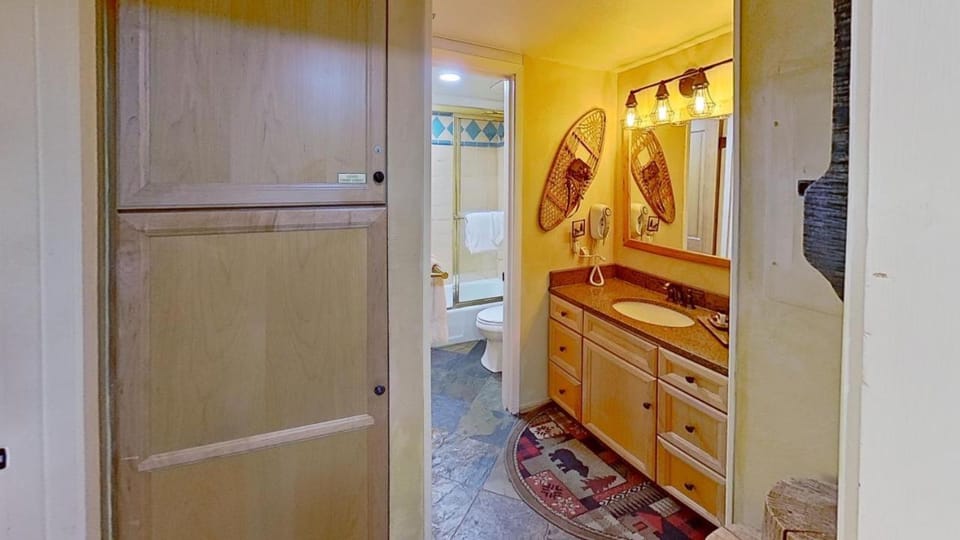 Crestwood 3308 Deluxe 1 Bedroom Plus Loft House in Snowmass Village