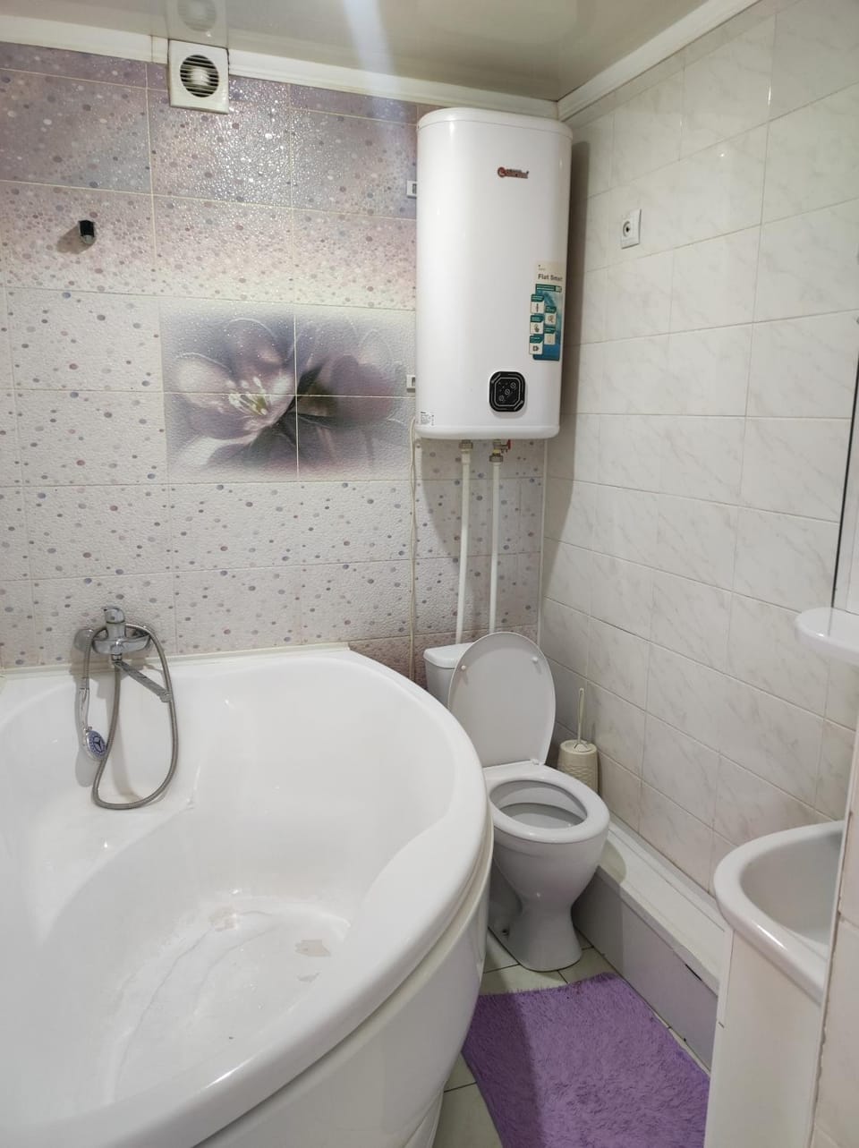 Квартира возле центра бокса Apartment in Kazakhstan