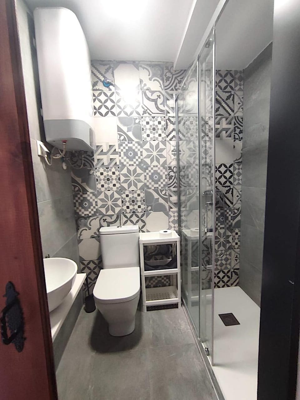 625B 4 Suites Pumarín Apartment in Oviedo