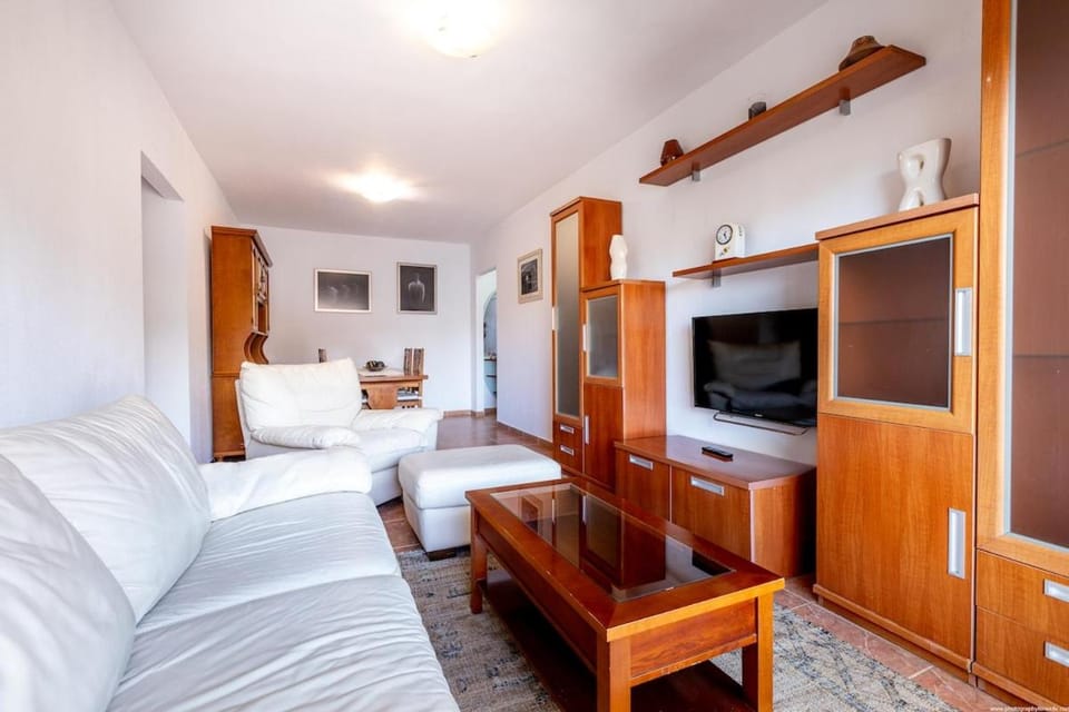 Cerca de la playa y cómodo by CABANA Rentals Apartment in Canary Islands