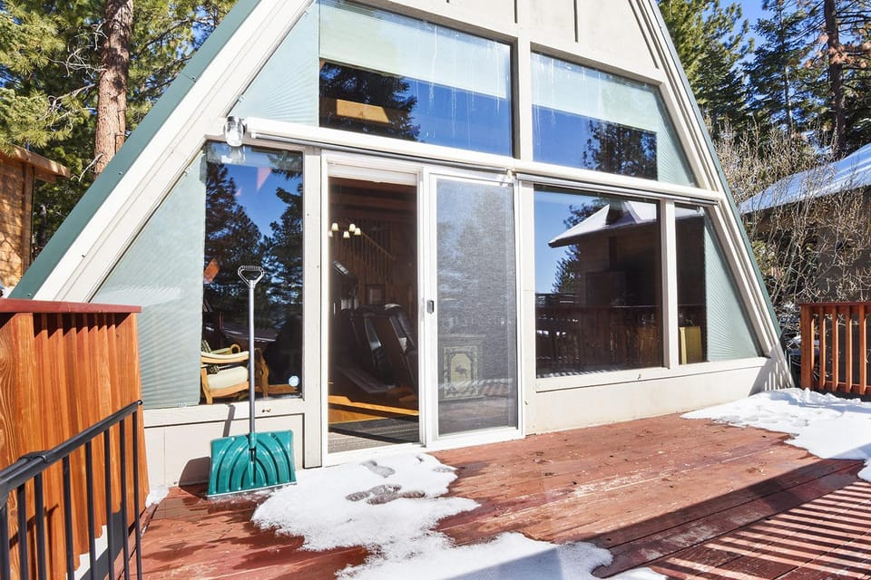 Beautiful Mountain Getaway House in Kings Beach