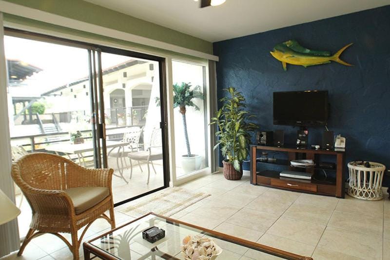 Casa De Emdeko Pool AC & More House in Holualoa