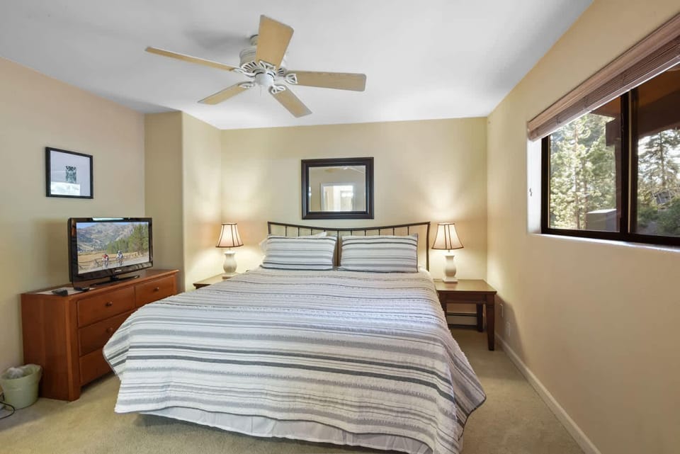 Tranquil Tumbleweed - Close to Skiing & More House in Incline Village