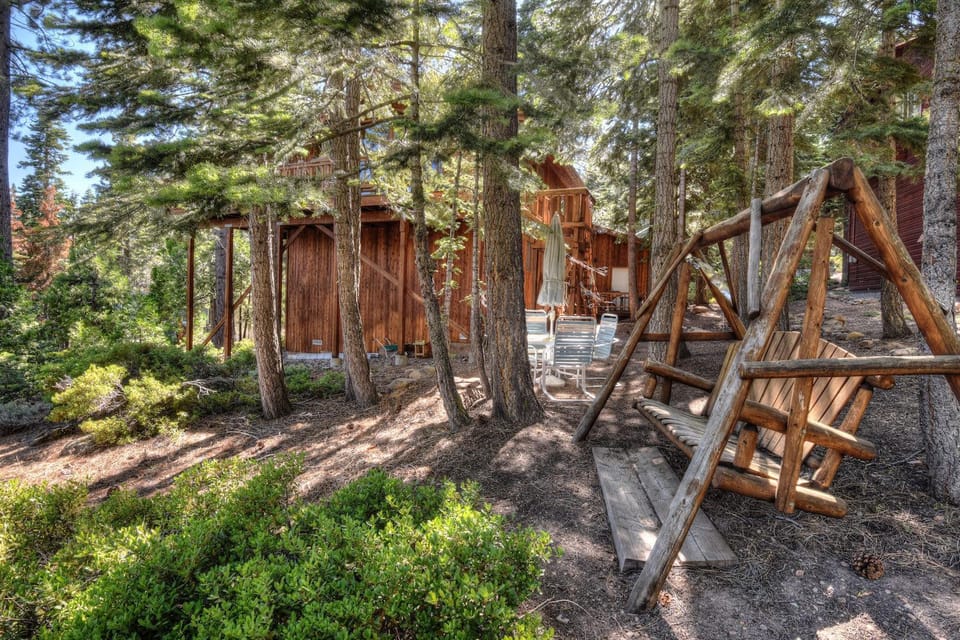 Vista Point - 5 Minutes to Kings Beach House in Tahoe Vista