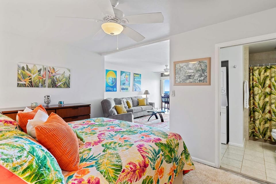 Kona Mansions - 5-minute Walk to Honl's Beach House in Holualoa