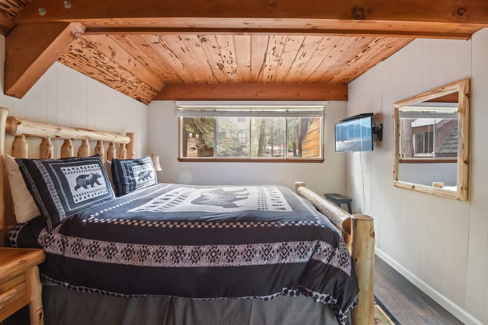 West Shore Haven - Near Beach & Outdoor Fun House in Lake Tahoe
