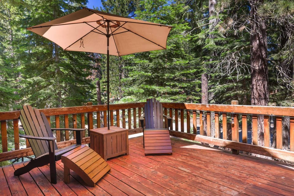 Alpine Gem Near Homewood Mountain House in Lake Tahoe