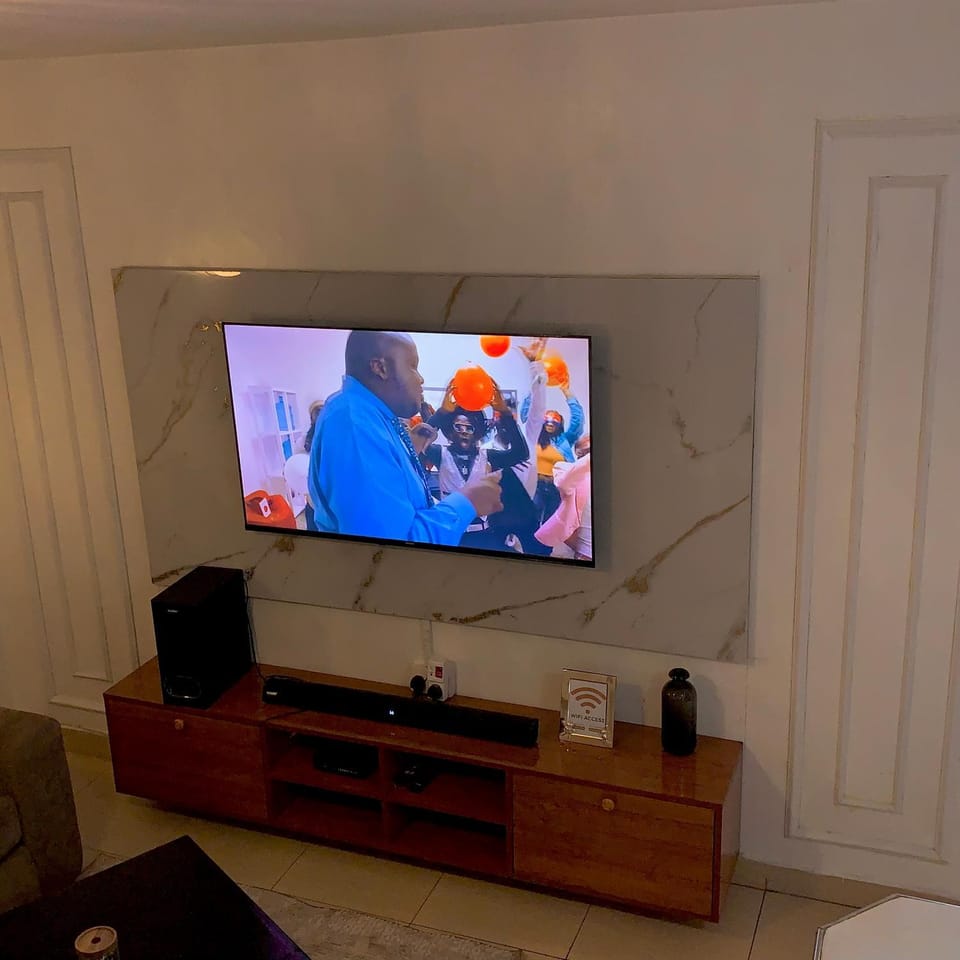 Communal lounge/ TV room, Evening entertainment