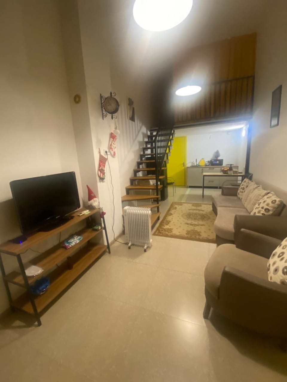 Yellow apartment Apartment in Georgia