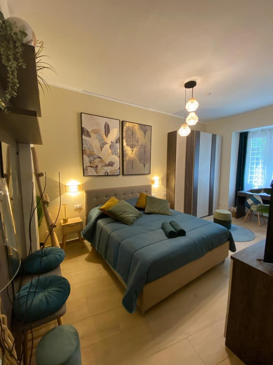 Bed, Bedroom