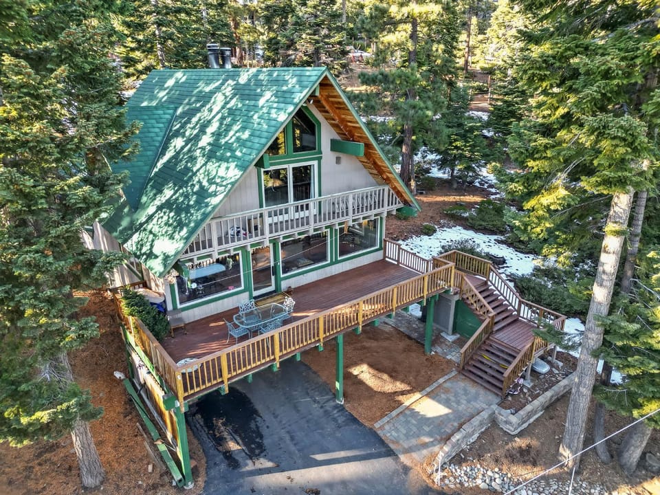 Carnelian Bay Getaway House in Lake Tahoe