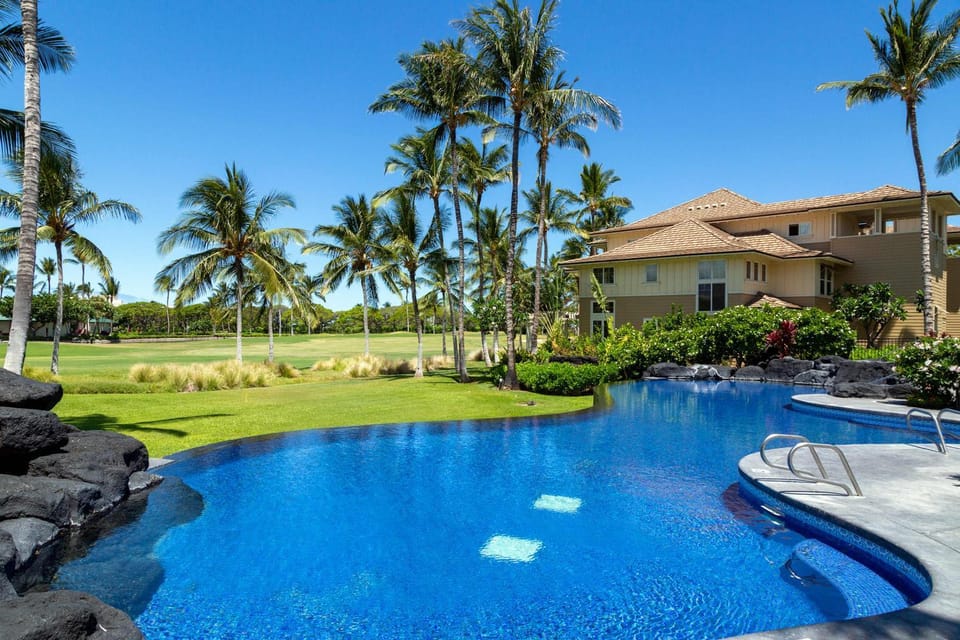 Fairway Villas Lanai Overlook House in Puako