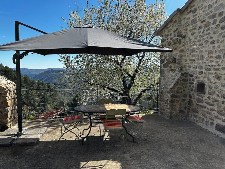 L'Adret Étoilé - Nature break House in Provence