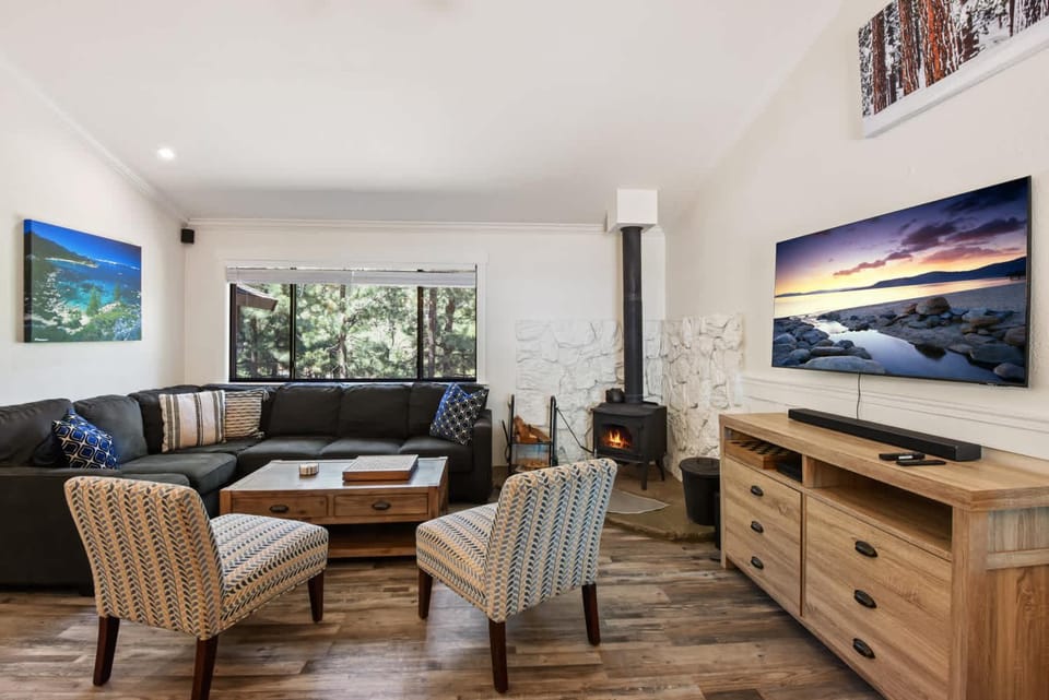 Incline Bliss Dreamy Pet Friendly Escape House in Incline Village