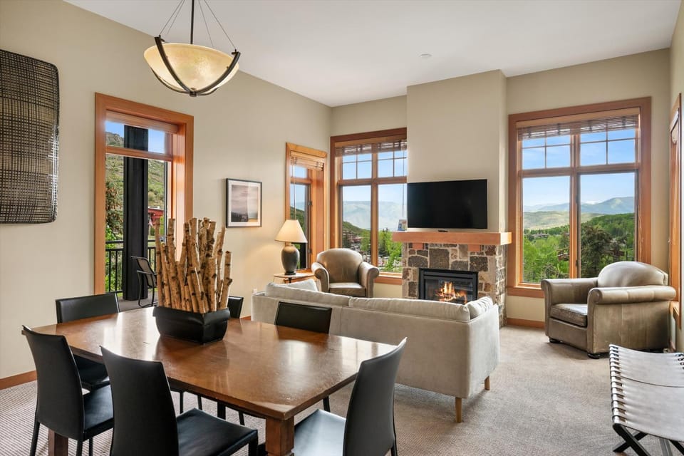 Starlight Suite Capitol Peak Lodge #3030 House in Snowmass Village