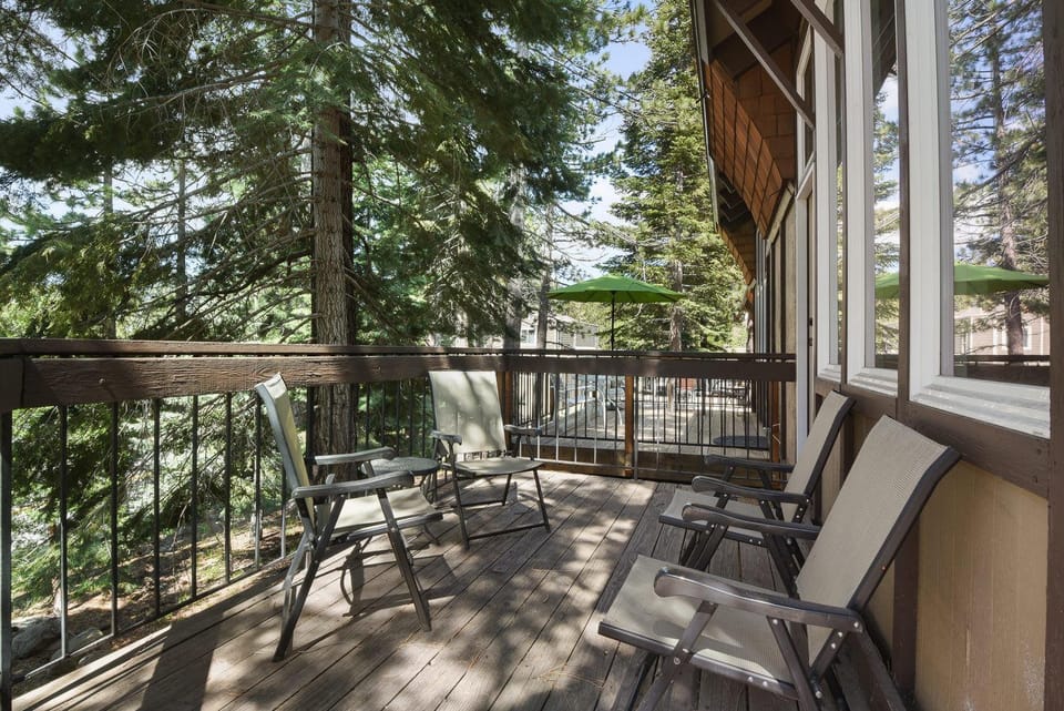 Tahoe City Getaway Minutes from Lake and Activities House in Dollar Point