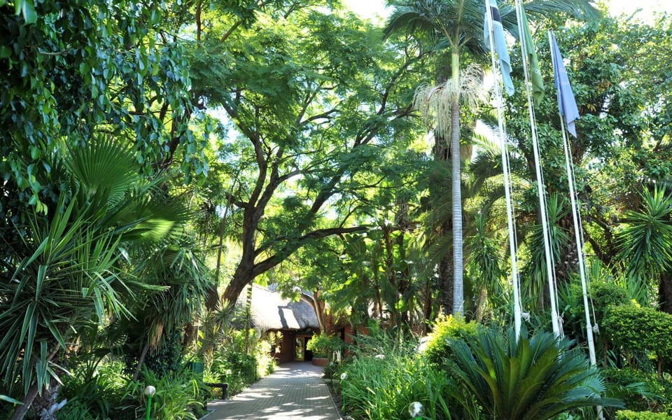 Facade/entrance, Garden, Garden view