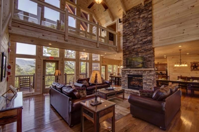 Mountain View Lodge, free tickets, no catch! Chalet in Pigeon Forge