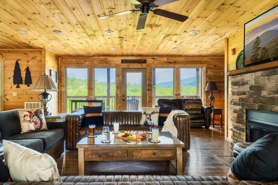 Rocky Top Lodge, Free Tickets, NO catch! Chalet in Pigeon Forge