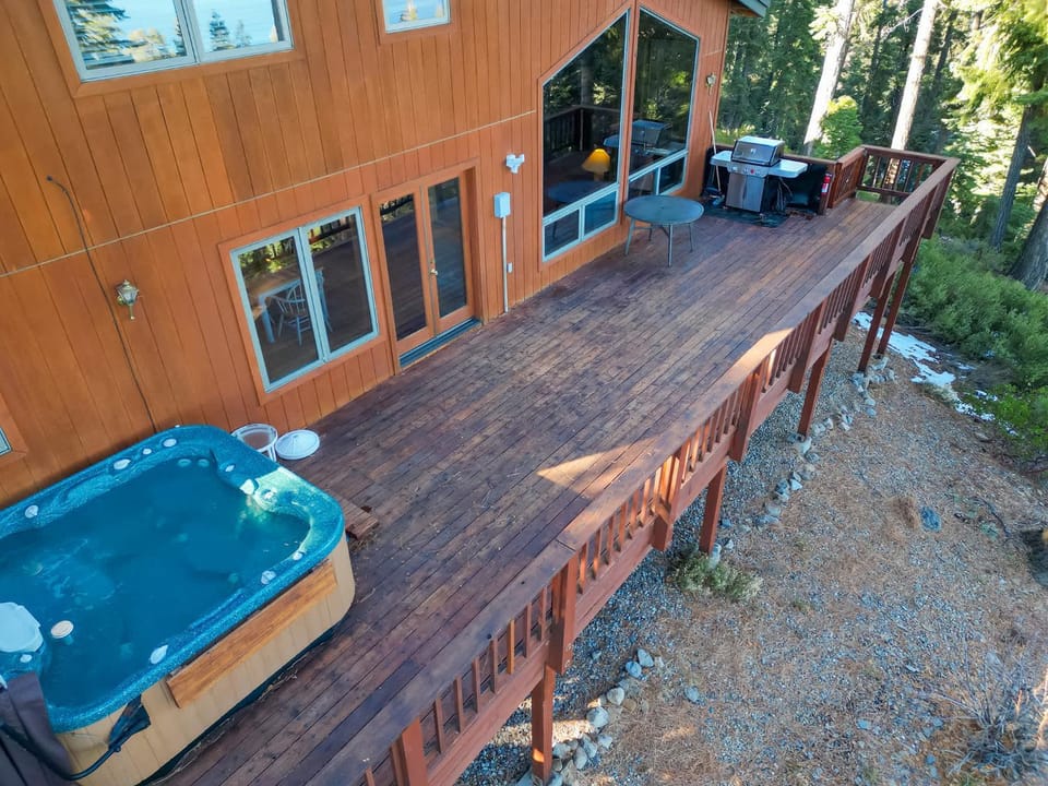 Lakeview Hideaway 3BDR for 8 w Private Hot Tub House in Lake Tahoe