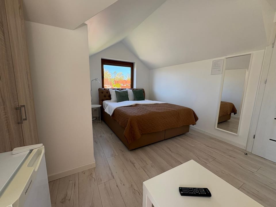 Bed, Photo of the whole room, Bedroom, wardrobe