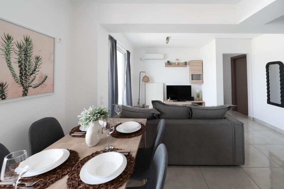 TV and multimedia, Dining area