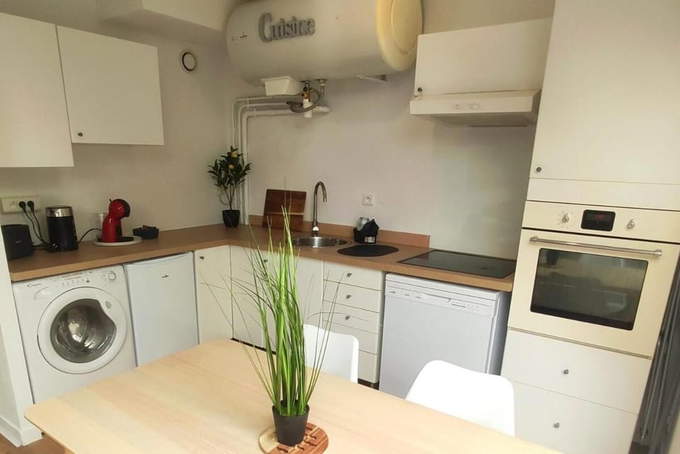 DisneyLand - Paris 20 min - Parking - 6 personnes Apartment in Chelles