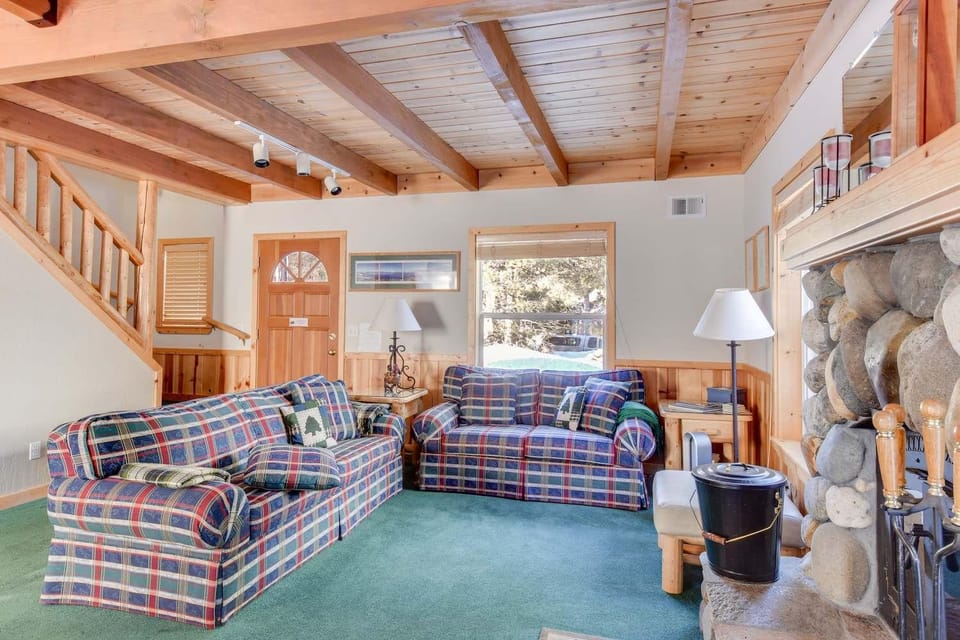 McKinney Estate w Roof Deck Beach & Hike House in Lake Tahoe