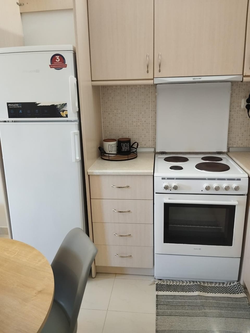 Kitchen or kitchenette