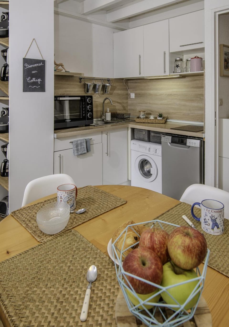 dishwasher, oven, washing machine, dryer, kitchen