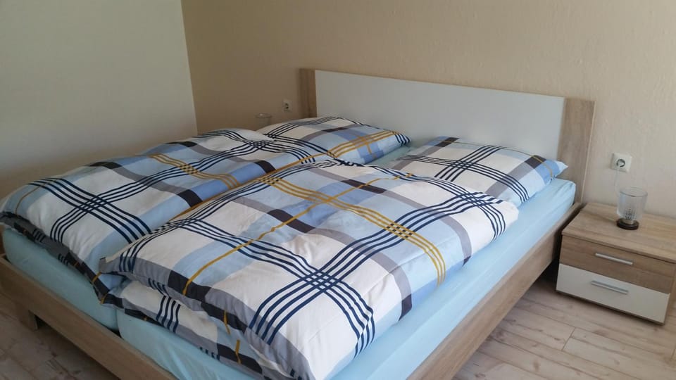 Photo of the whole room, Decorative detail, Bedroom