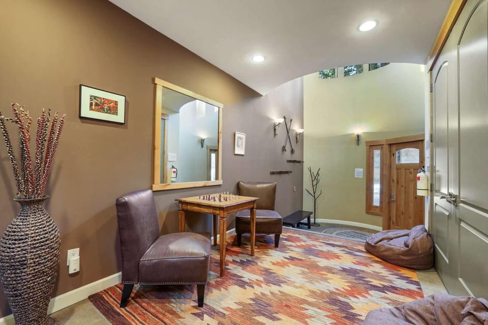 Heavenly Mountain Chalet - Skiing Pets Hot tub House in Kingsbury