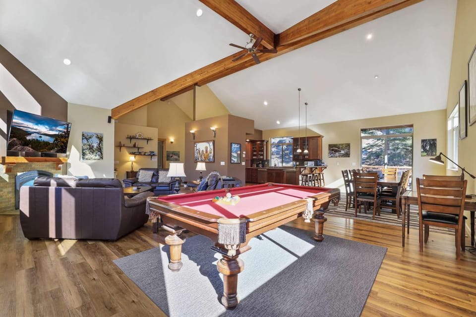 Heavenly Mountain Chalet - Skiing Pets Hot tub House in Kingsbury