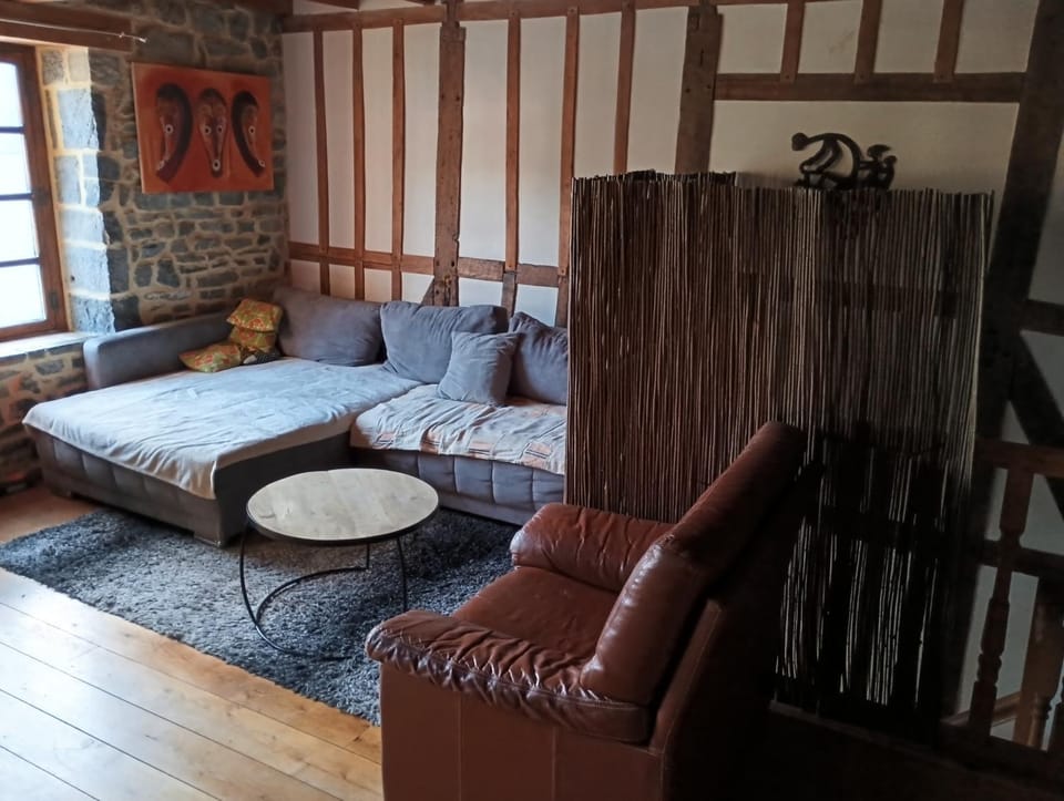 Maison de campagne aux notes africaines House in Belgium