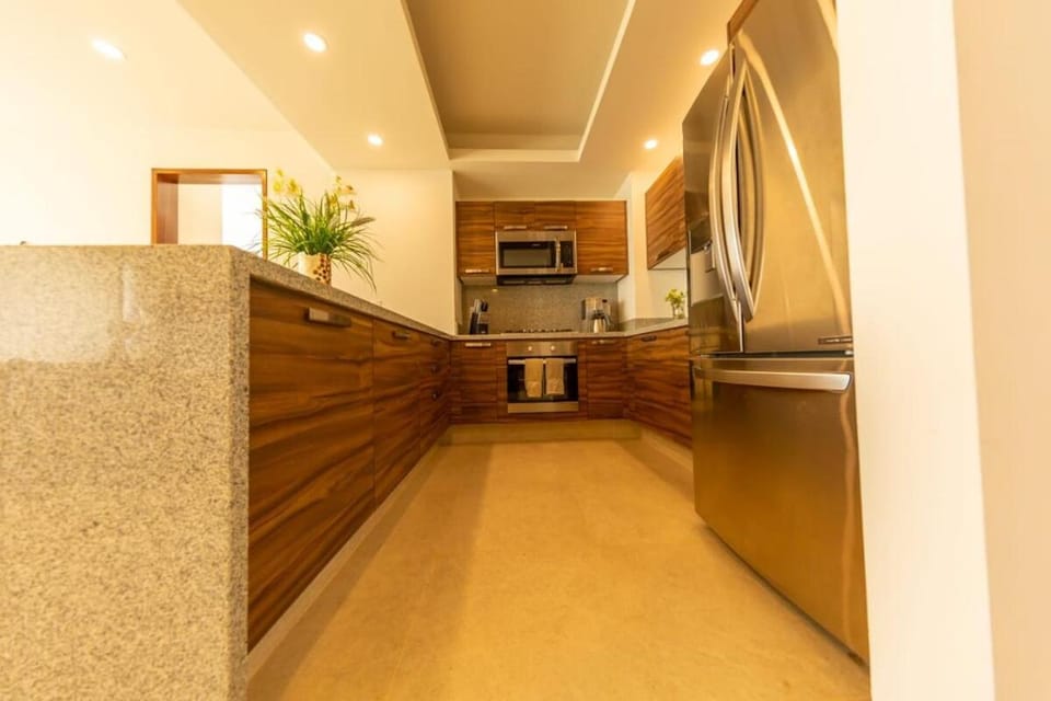 3BR Sub-Penthouse With Ocean Views! Apartment in La Cruz de Huanacaxtle
