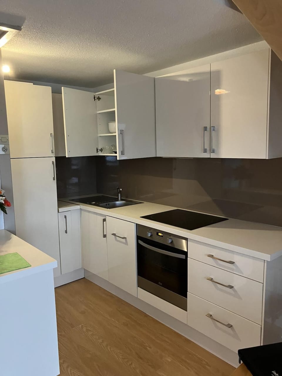 Duplex vue mer, 4 pers, parking privé, plage à 100m Apartment in Normandy