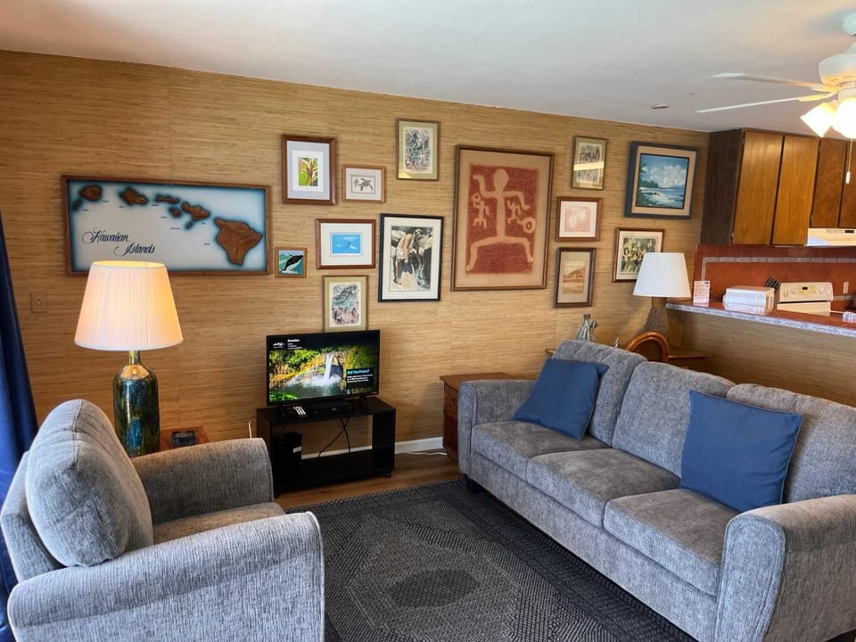 Oceanfront Vintage Retreat in Kailua-Kona House in Holualoa