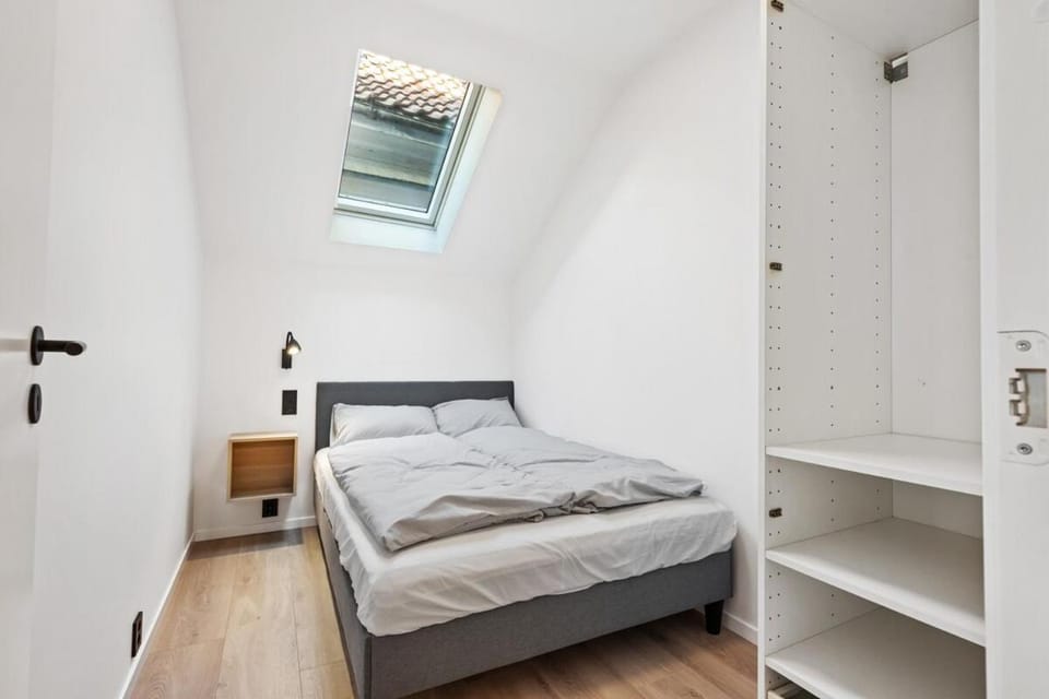 Bed, Bedroom, wardrobe