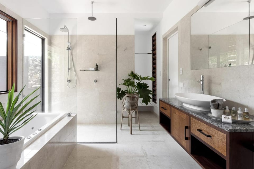 Tranquil Byron Bay Villa, Hinterland views - Vue 1 Villa in New South Wales