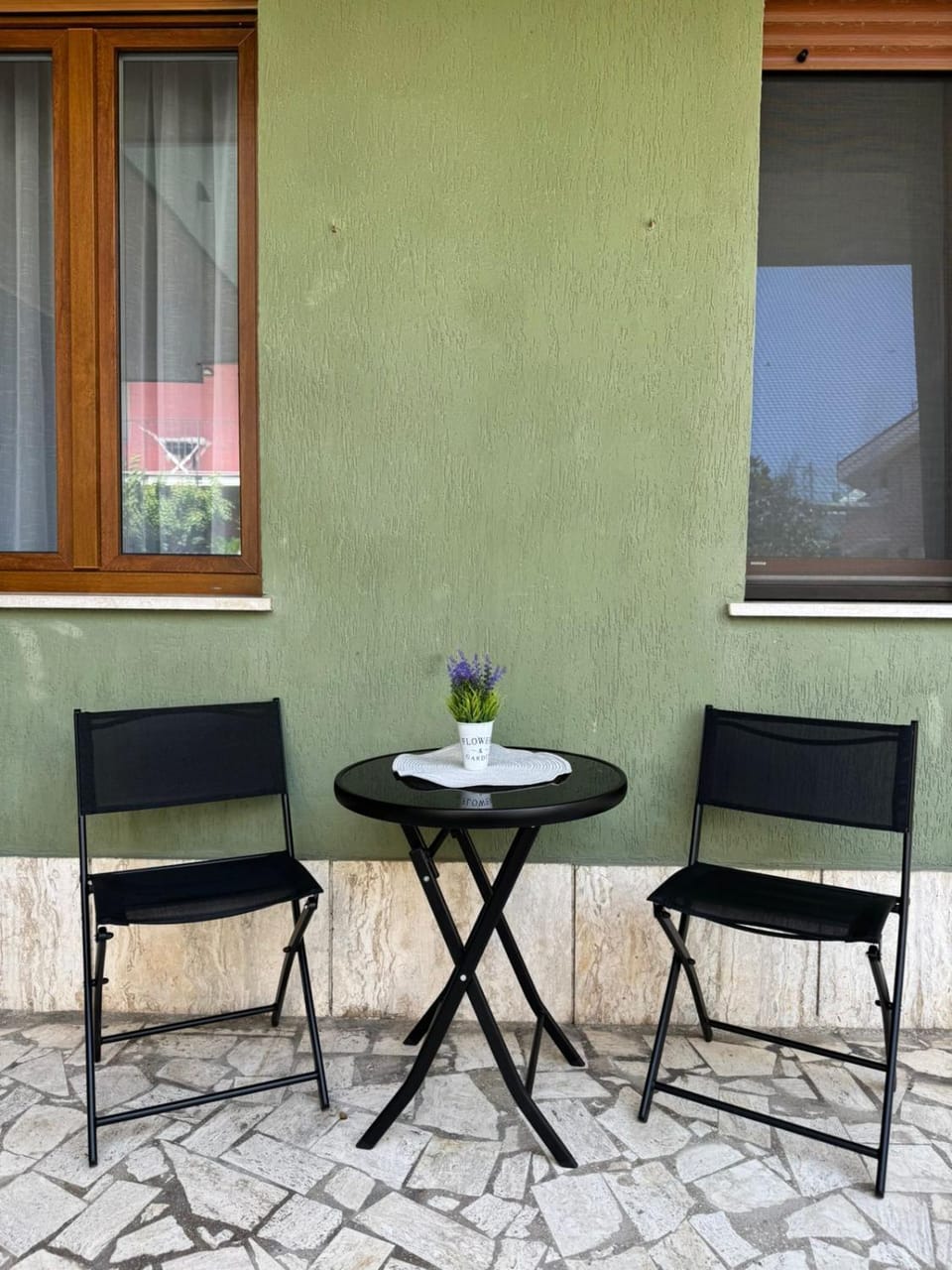 Patio, Seating area