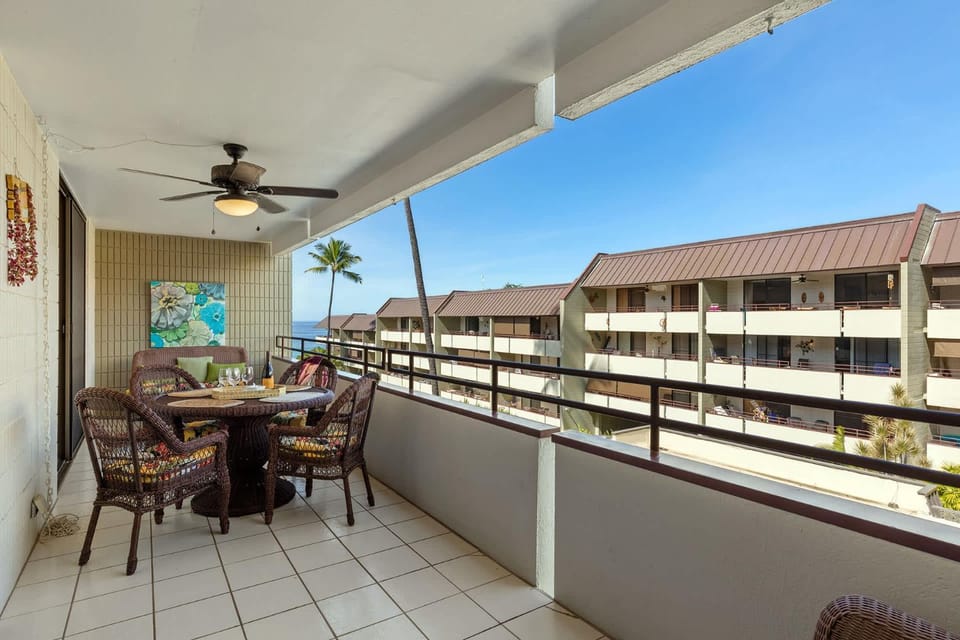 Beachside Condo with Ocean Views House in Big Island