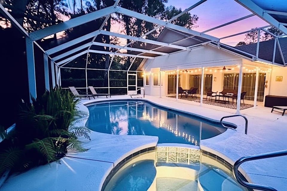 Paradise Shores Pool Home House in Palm Coast