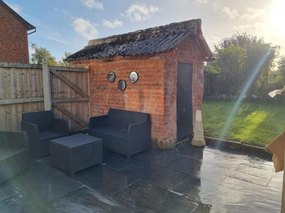 No 3 Waterloo Place Apartment in Welshpool