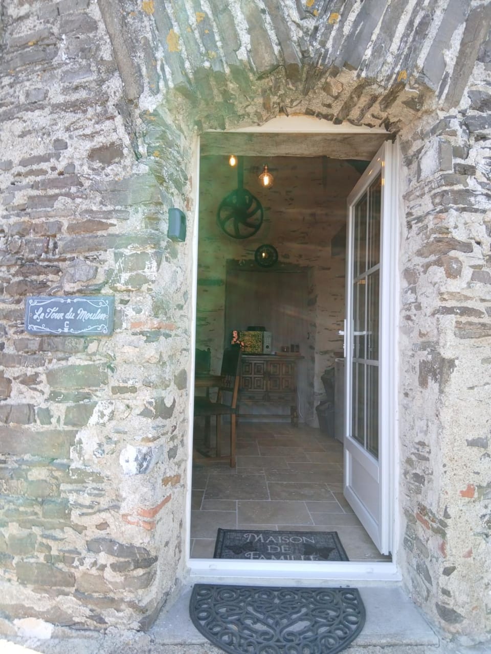 Property building, Facade/entrance