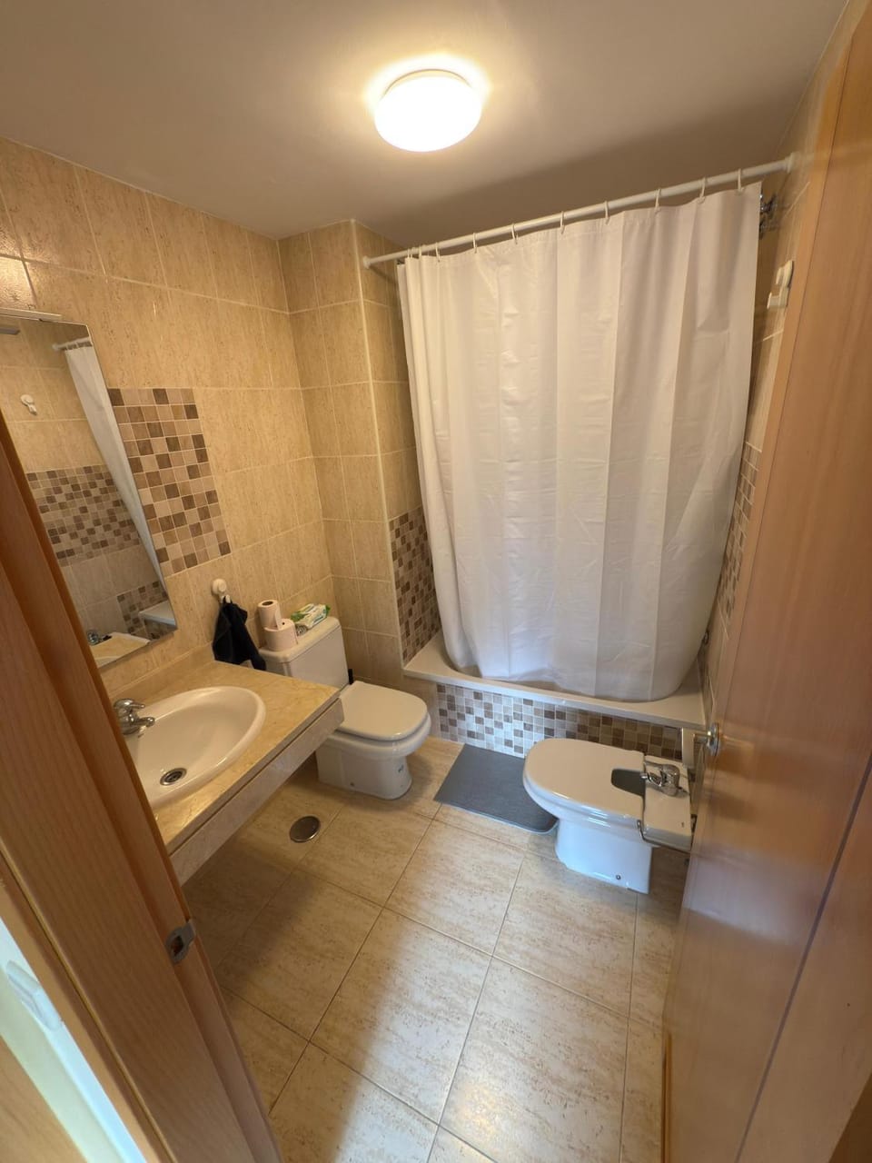 Toilet, Bathroom, Bath, bidet, towels