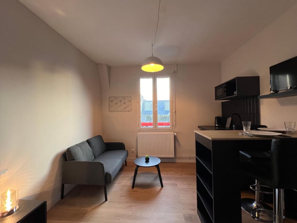 Chambre studio centre ville Dol de Bretagne Bed and Breakfast in Brittany